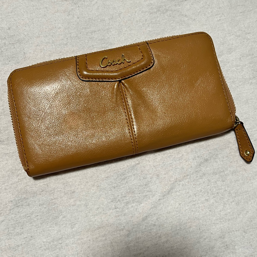 Coach leather accordion wallet in camel
